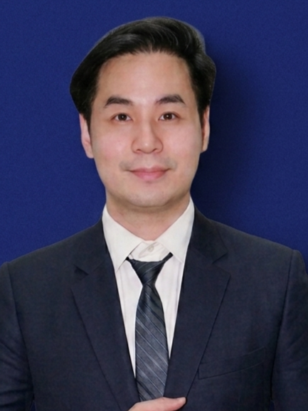 นายสุรพล ทวีโชคทรัพย์สิน